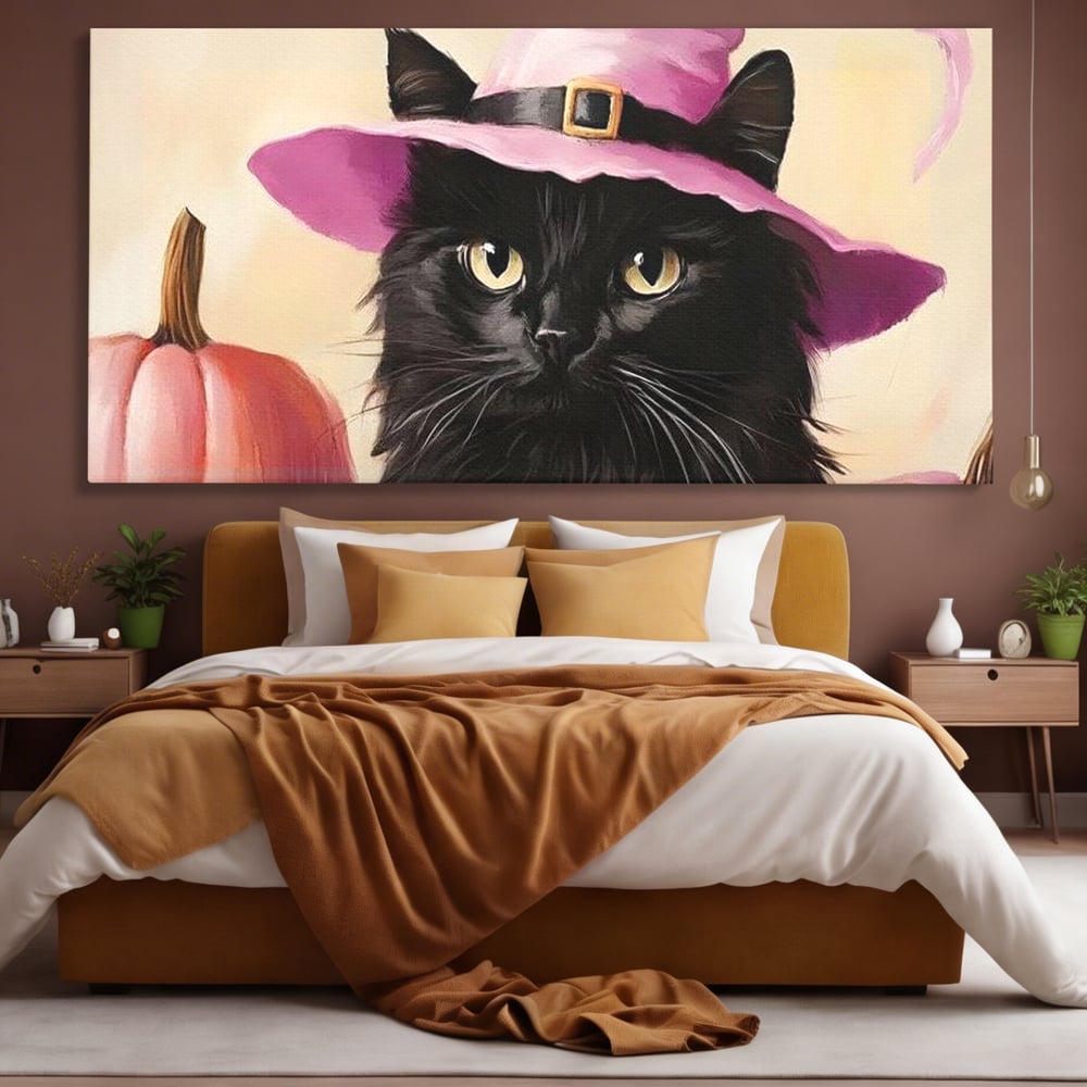 Tablou canvas cu tablou canvas cu pisica neagra si palarie, fara rama, pe sasiu de lemn, pe perete intr-un dormitor